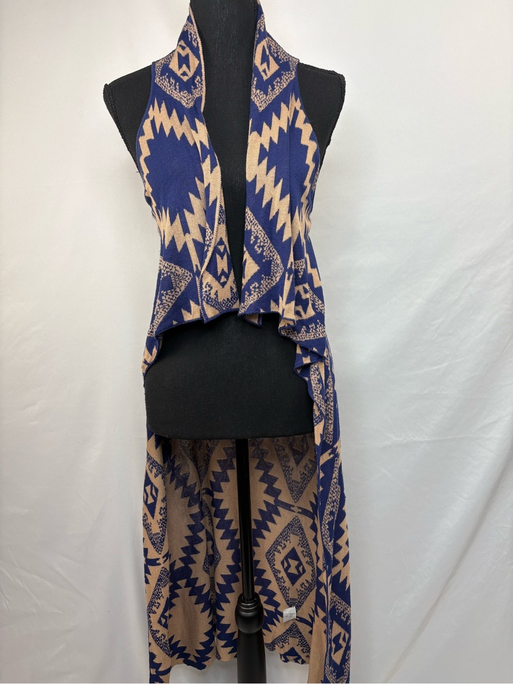 Timing Beige Sweater with Navy Aztec Design